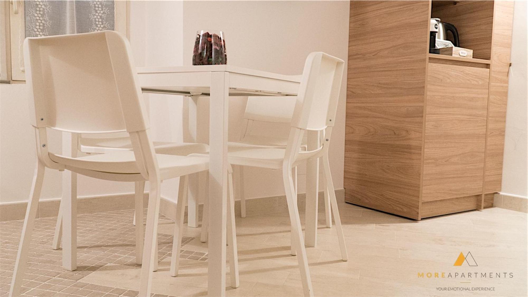 More Apartments Il Ferrarese บารี ภายนอก รูปภาพ