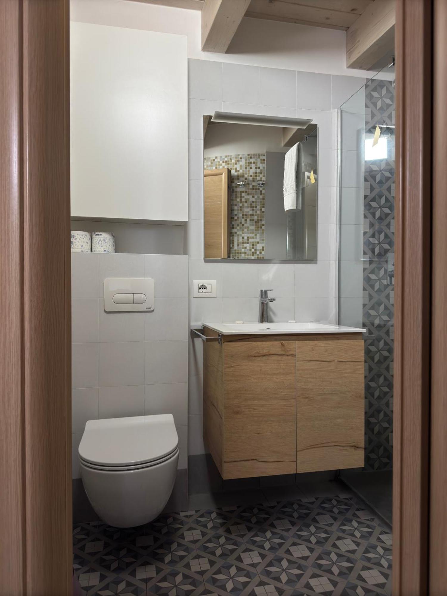 More Apartments Il Ferrarese บารี ภายนอก รูปภาพ